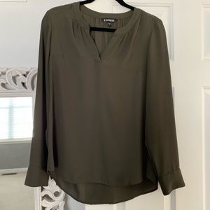 Express long sleeve top